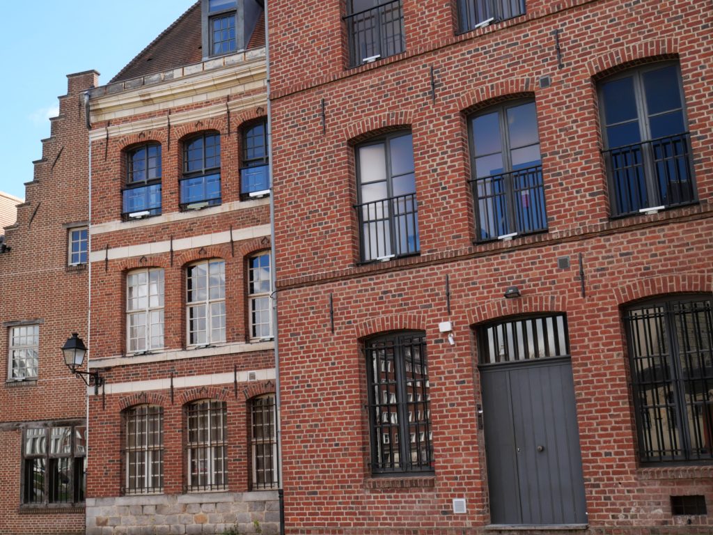 Façades de briques rouges, Vieux Lille, Lille, France